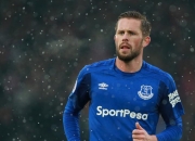 东契奇在阿森纳比赛中表现优异，重返赛场引发热议！引发球迷热议